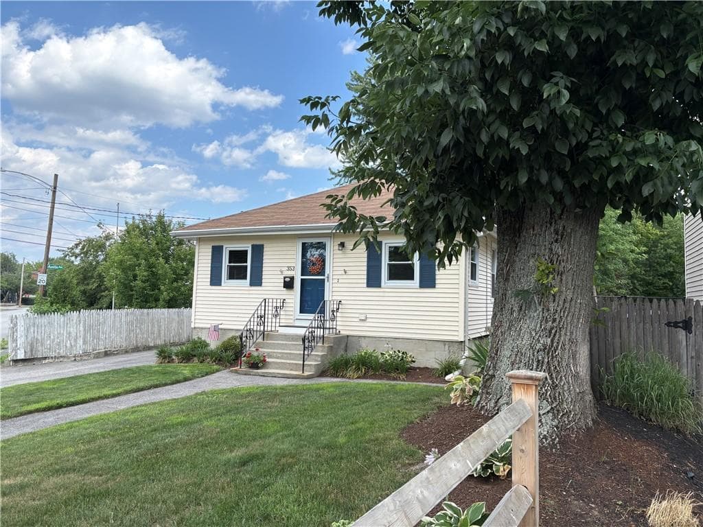 353 MASSASOIT Avenue