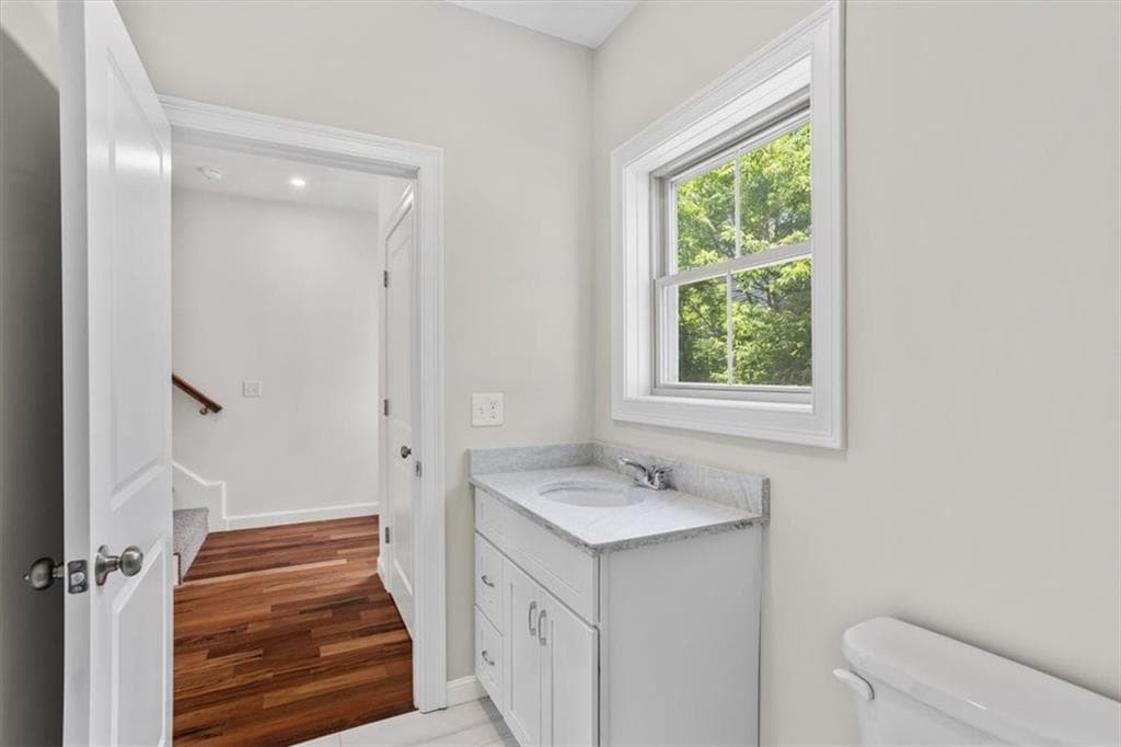 11 Stone Street UNIT D photo 11