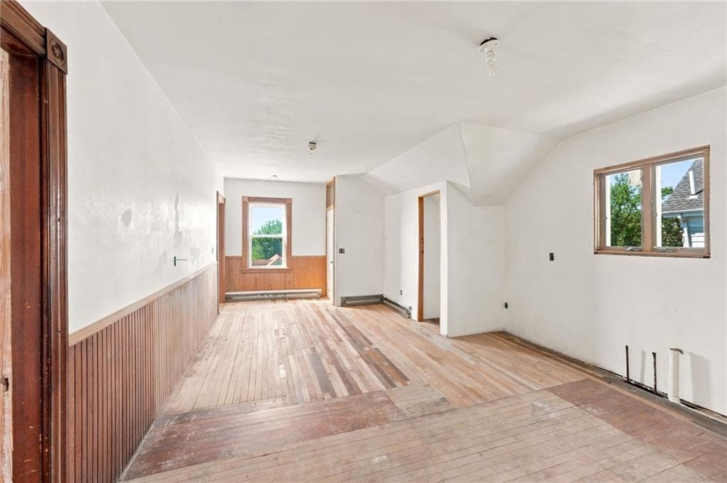 355 357 Williams Street photo 25