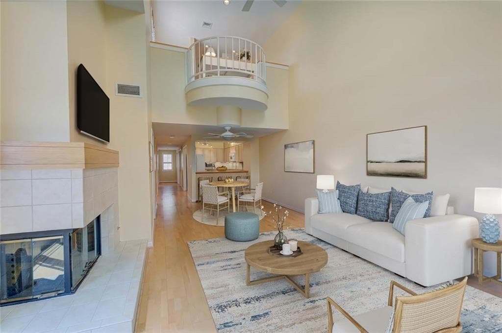 204 BELLEVUE Court UNIT 204 photo 11