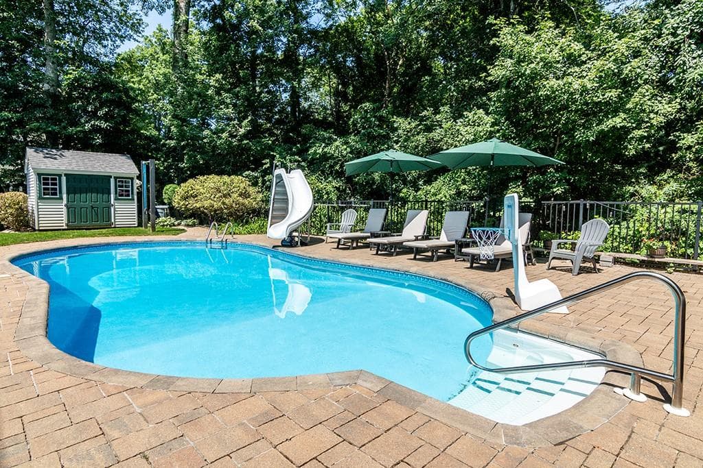 530 Westmoreland Lane photo 40