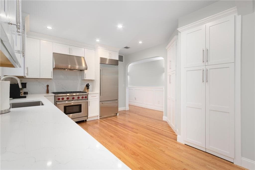 30 South Angell Street UNIT 2 photo 14