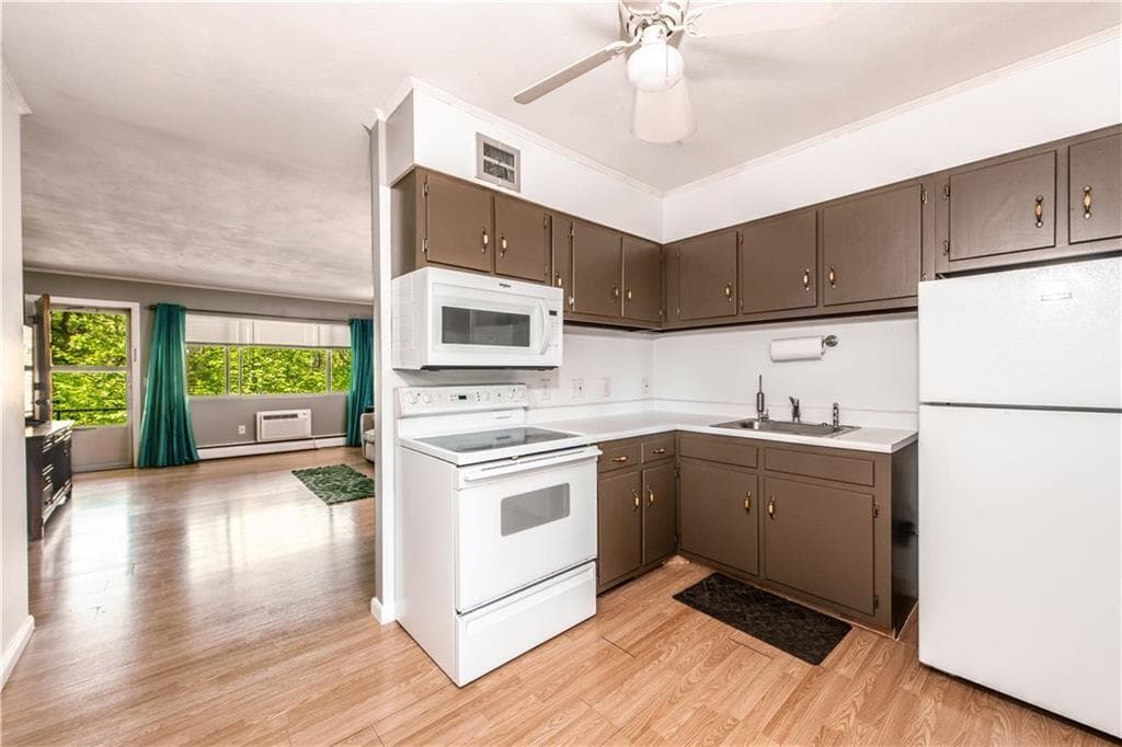 72 West Shore Road UNIT 202 photo 2