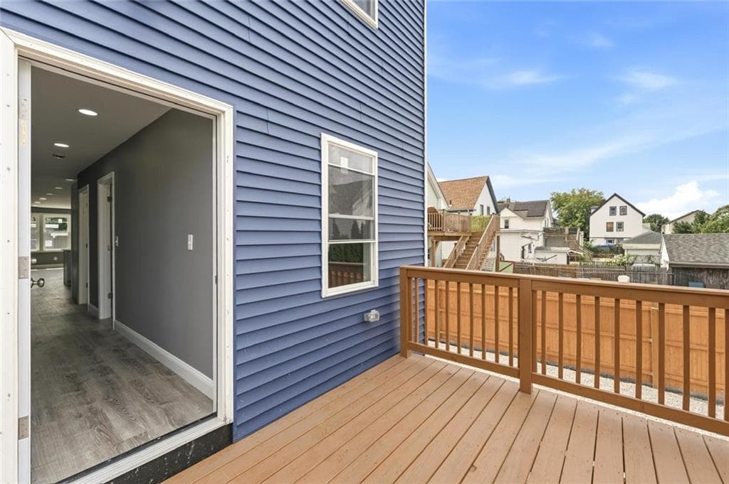 139 benedict Street photo 21