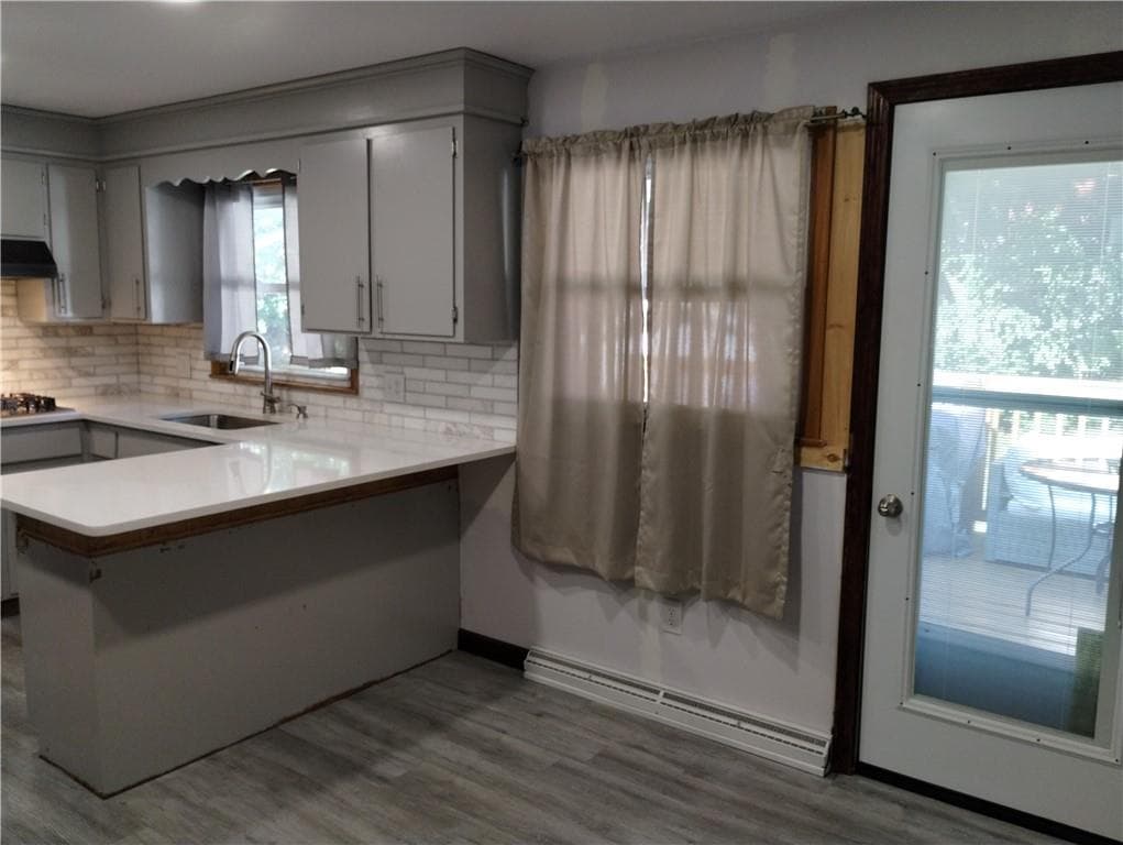 15 Spruce Street photo 16
