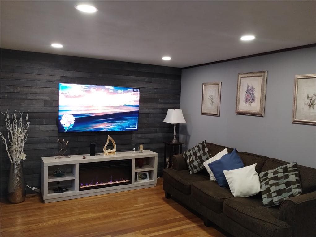 15 Spruce Street photo 12