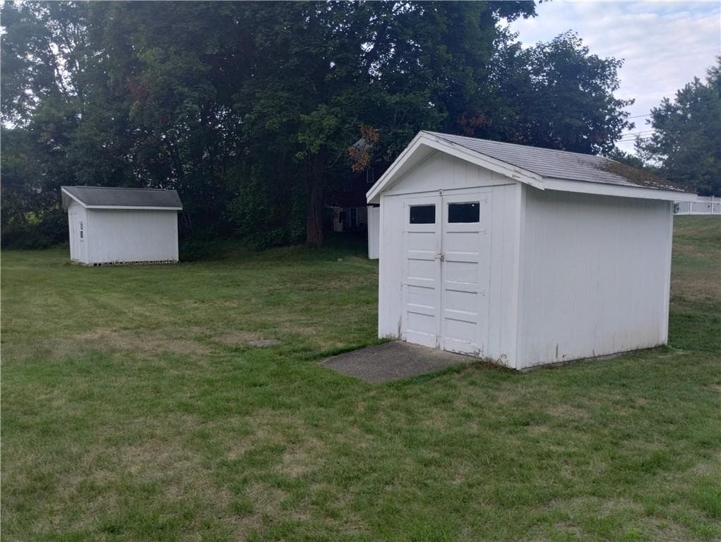 15 Spruce Street photo 9