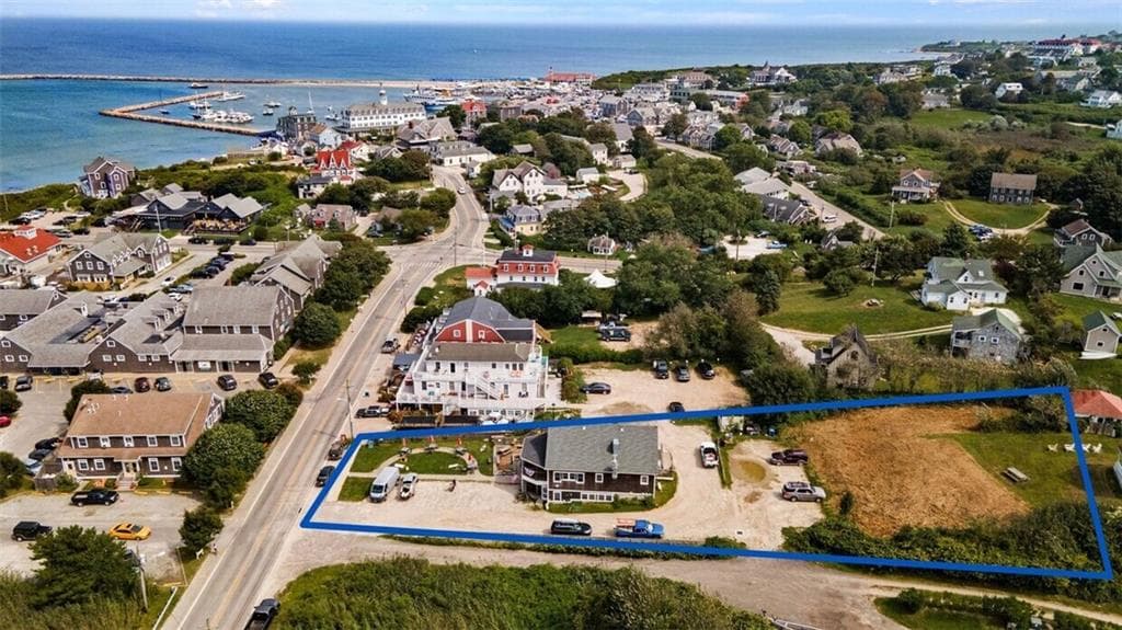 85 Ocean Avenue photo 2