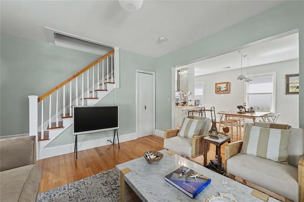 Single Family Residence at 214 Narragansett Avenue, Barrington, photo 18 of 49