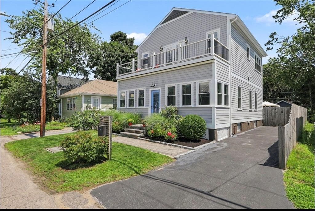 Single Family Residence at 214 Narragansett Avenue, Barrington, photo 48 of 49