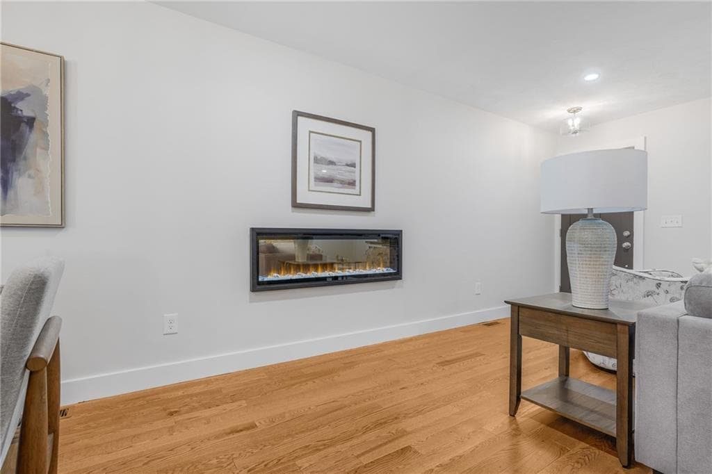 6 Trinity Way photo 12