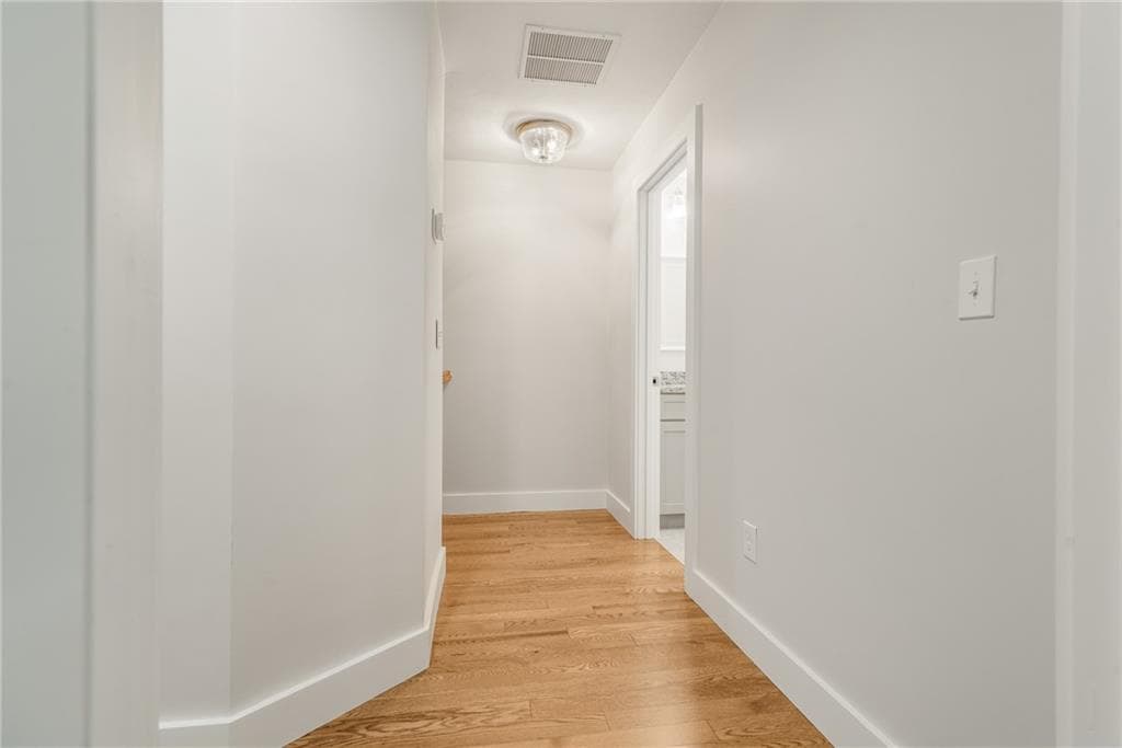 6 Trinity Way photo 36