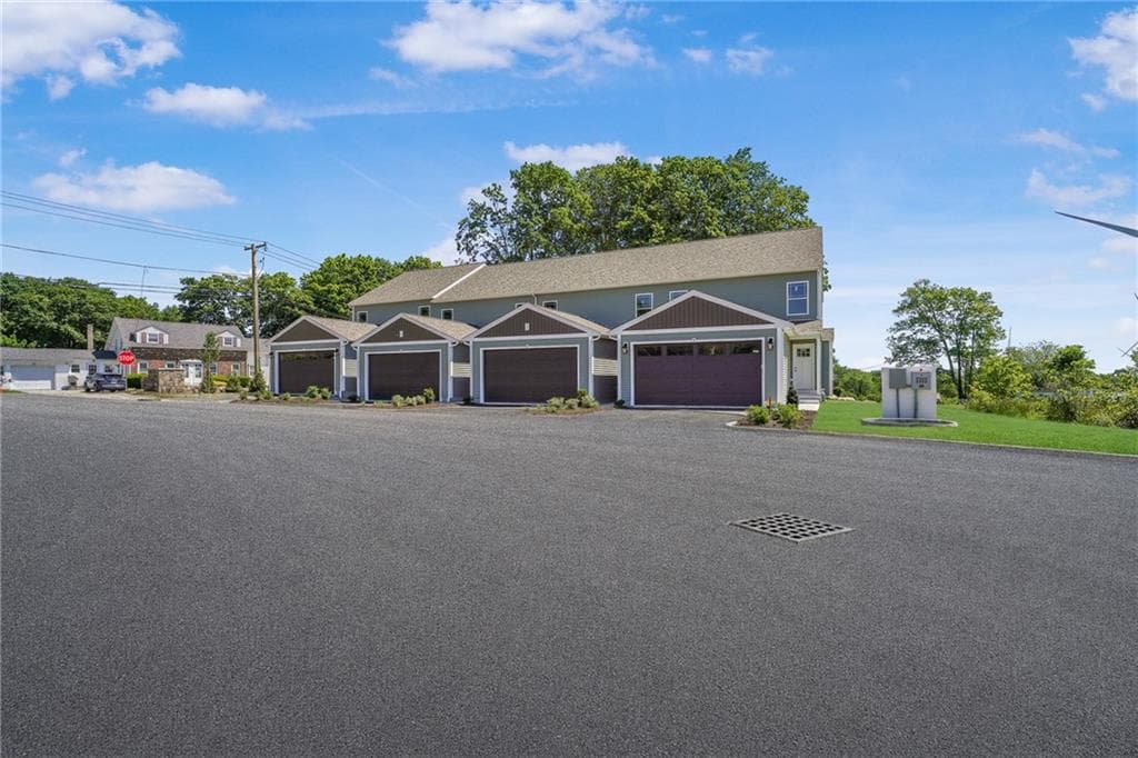6 Trinity Way photo 4