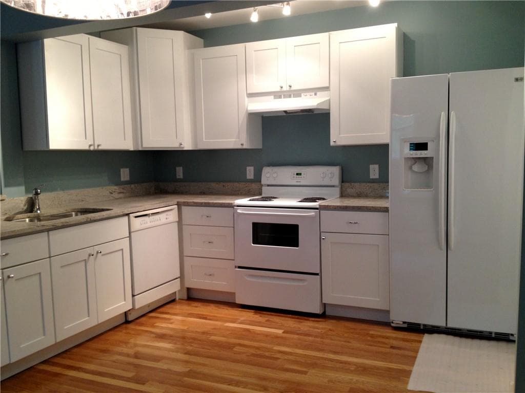 Multi Family at 44 MAXWELL Drive, North Kingstown, photo 13 of 15
