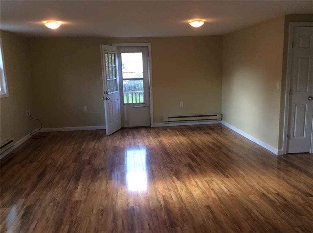 Multi Family at 44 MAXWELL Drive, North Kingstown, photo 8 of 15