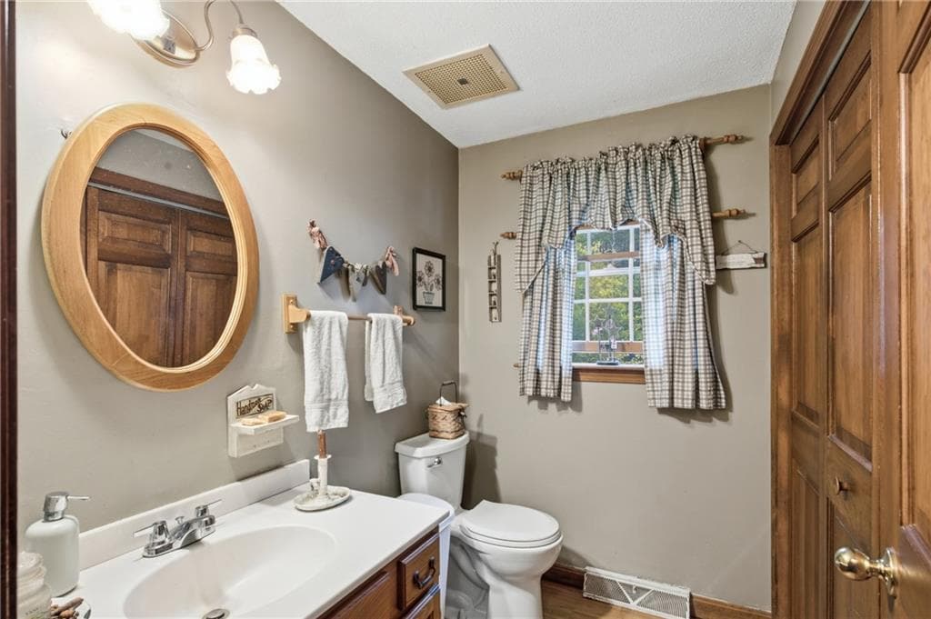 6752 Flat River Road photo 24