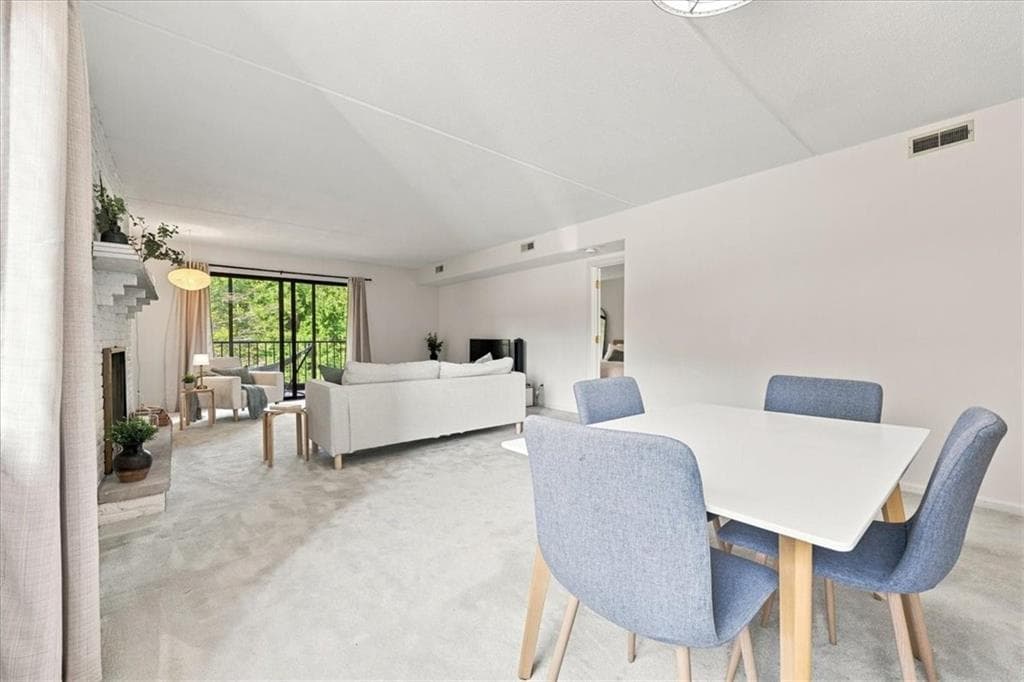 650 East Greenwich Avenue UNIT 5-201 photo 16