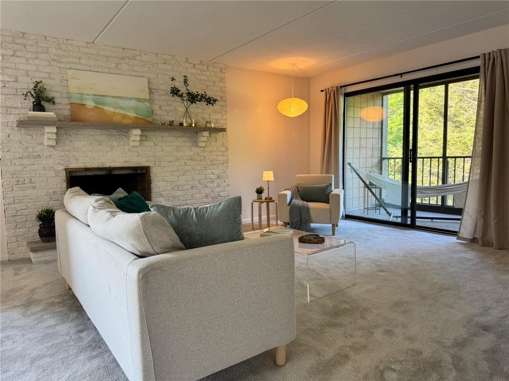 650 East Greenwich Avenue UNIT 5-201 photo 19