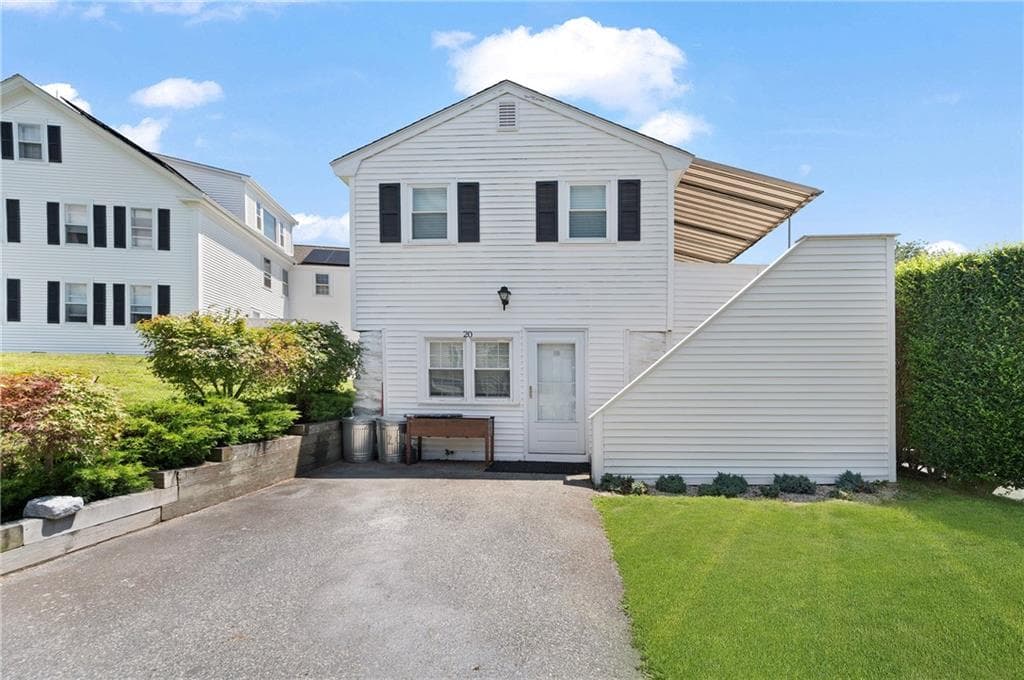 Commercial at 46 Statue Way, Portsmouth, photo 13 of 42