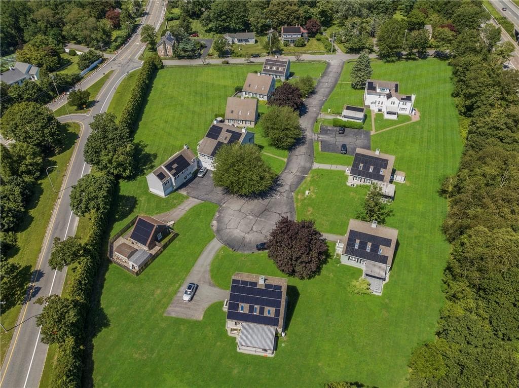 Commercial at 46 Statue Way, Portsmouth, photo 3 of 42