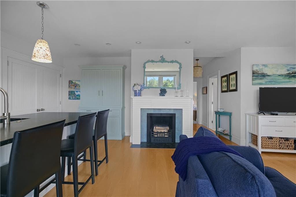36 Chastellux Avenue UNIT H photo 11