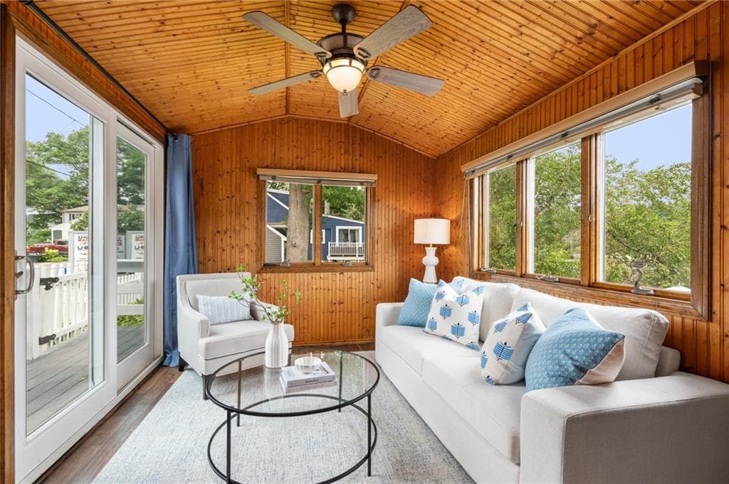 Single Family Residence at 32 Treasure Island, Plainville, photo 28 of 50