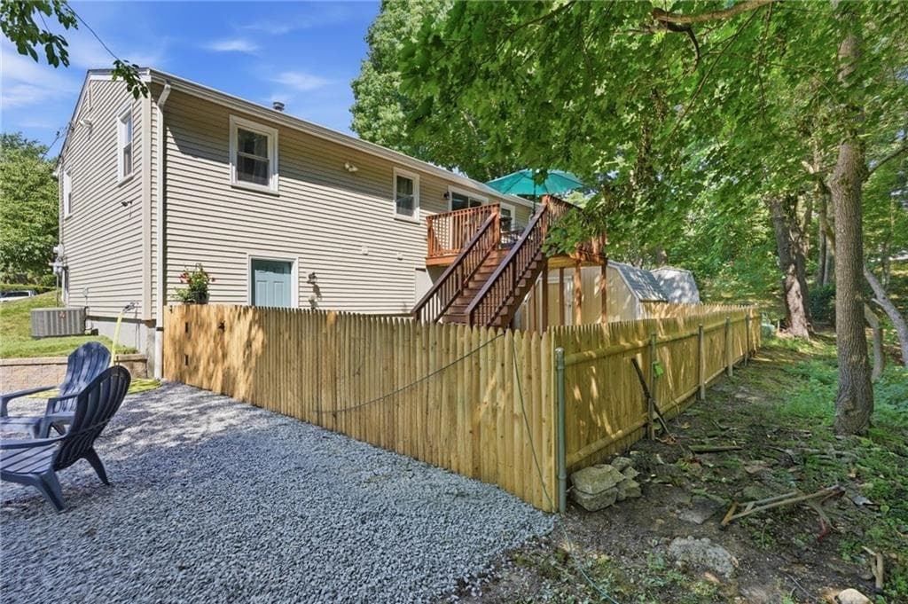 Single Family Residence at 36 Mary Beth Drive, Warwick, photo 24 of 26
