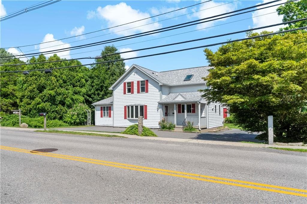 813 South Road