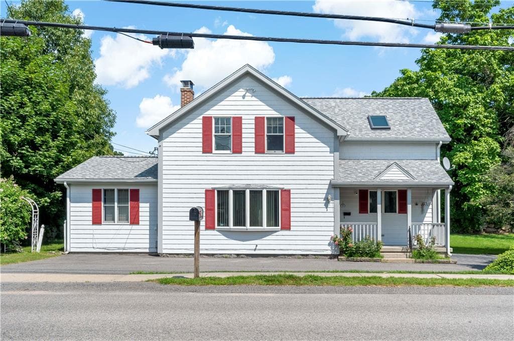 813 South Road photo 28
