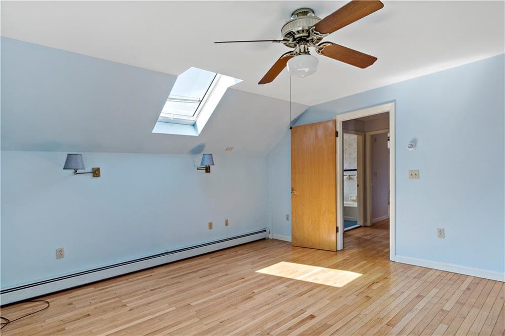 813 South Road photo 21