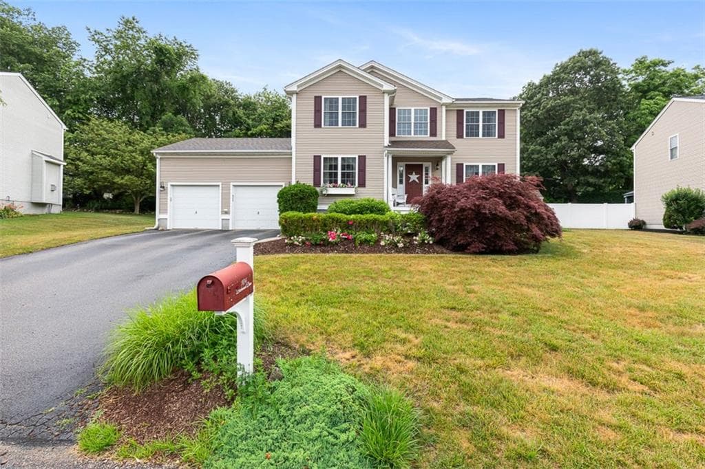 104 Birchwood Drive photo 5