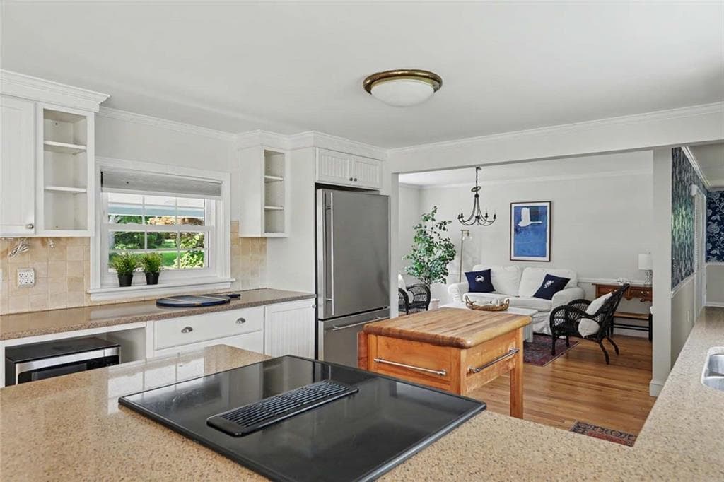 2 Woollett Court photo 26