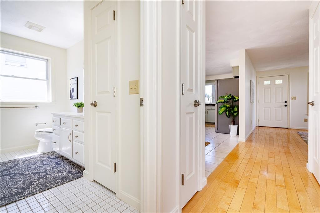 45 Brookdale Boulevard photo 14