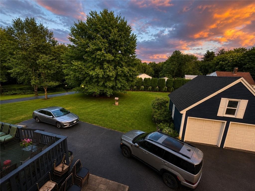 424 Buxton Street photo 22