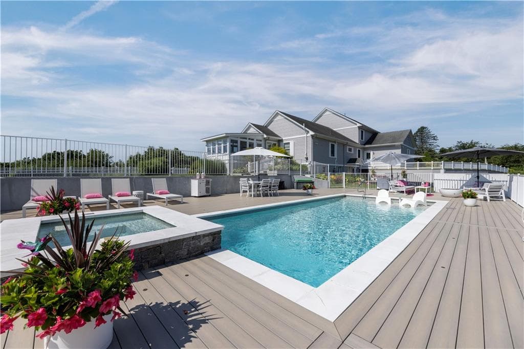 19 Moonlight Drive photo 39