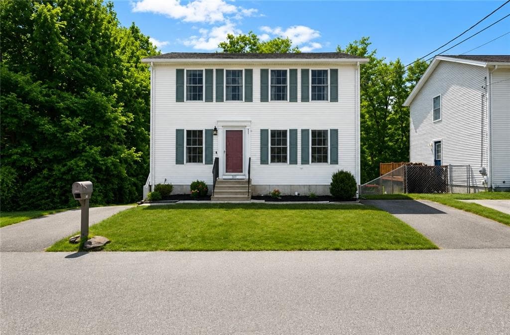 Single Family Residence at 210 - Morris Street, Cumberland, photo 3 of 33