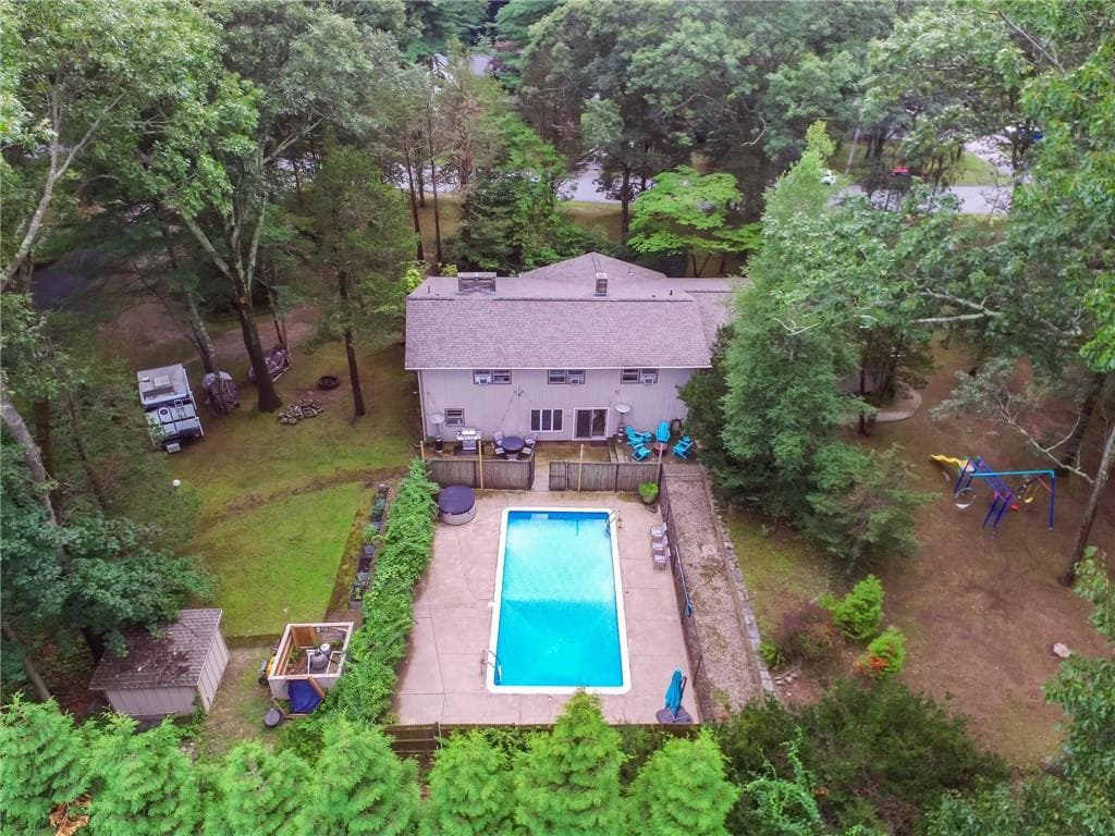 165 Kent Drive photo 7