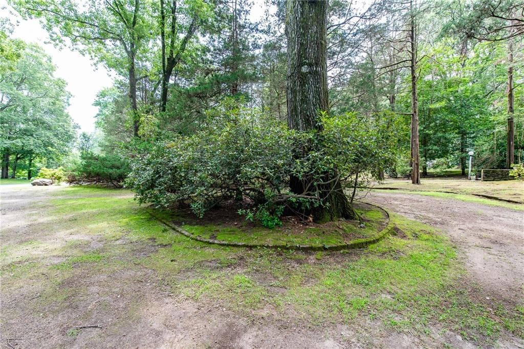 165 Kent Drive photo 41
