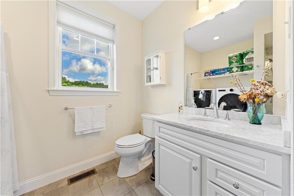 11 Aubin Street photo 20