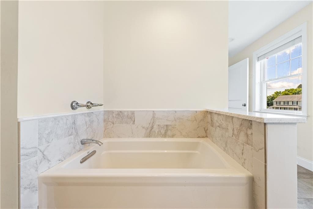 11 Aubin Street photo 31