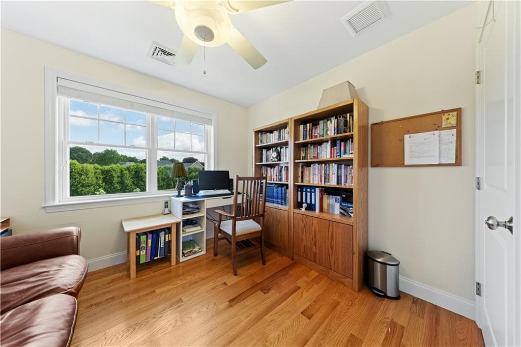 11 Aubin Street photo 25