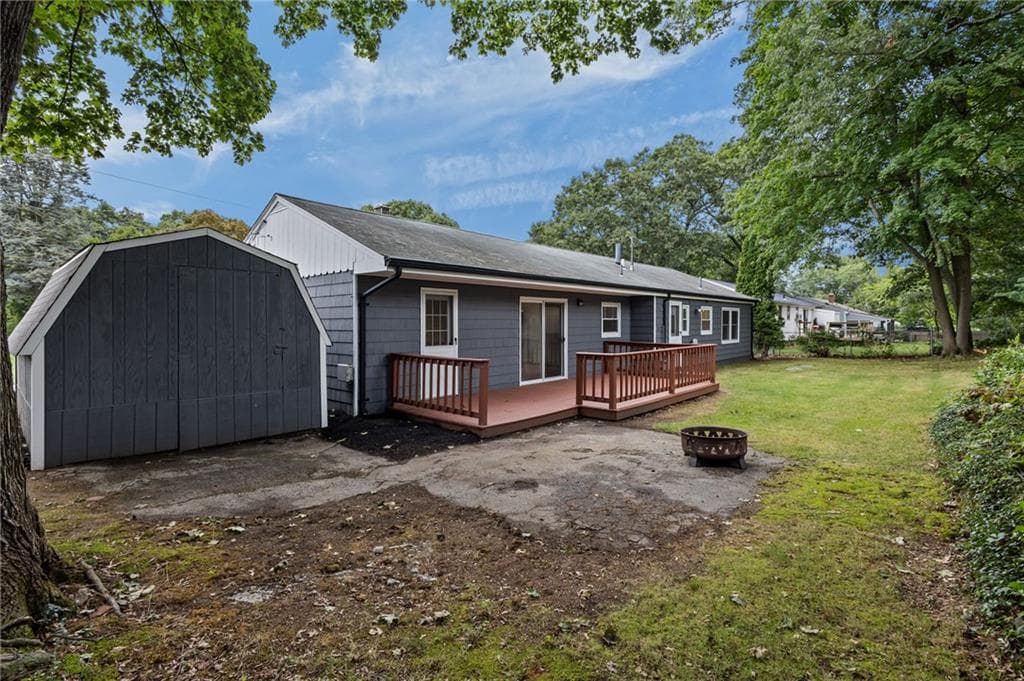 140 Tanner Avenue photo 5