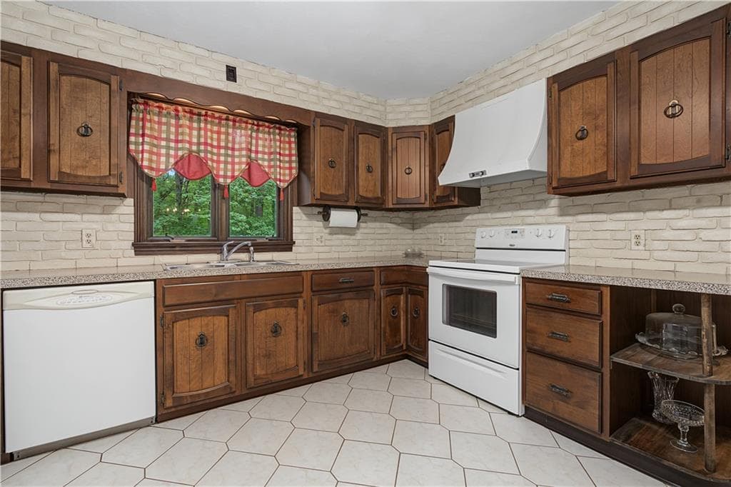 27 Peck Hill Road photo 13