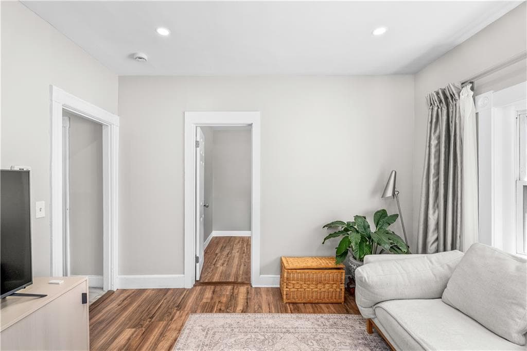30 Cato Avenue photo 7