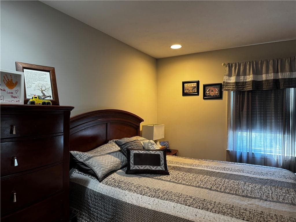42 Spring Drive photo 9