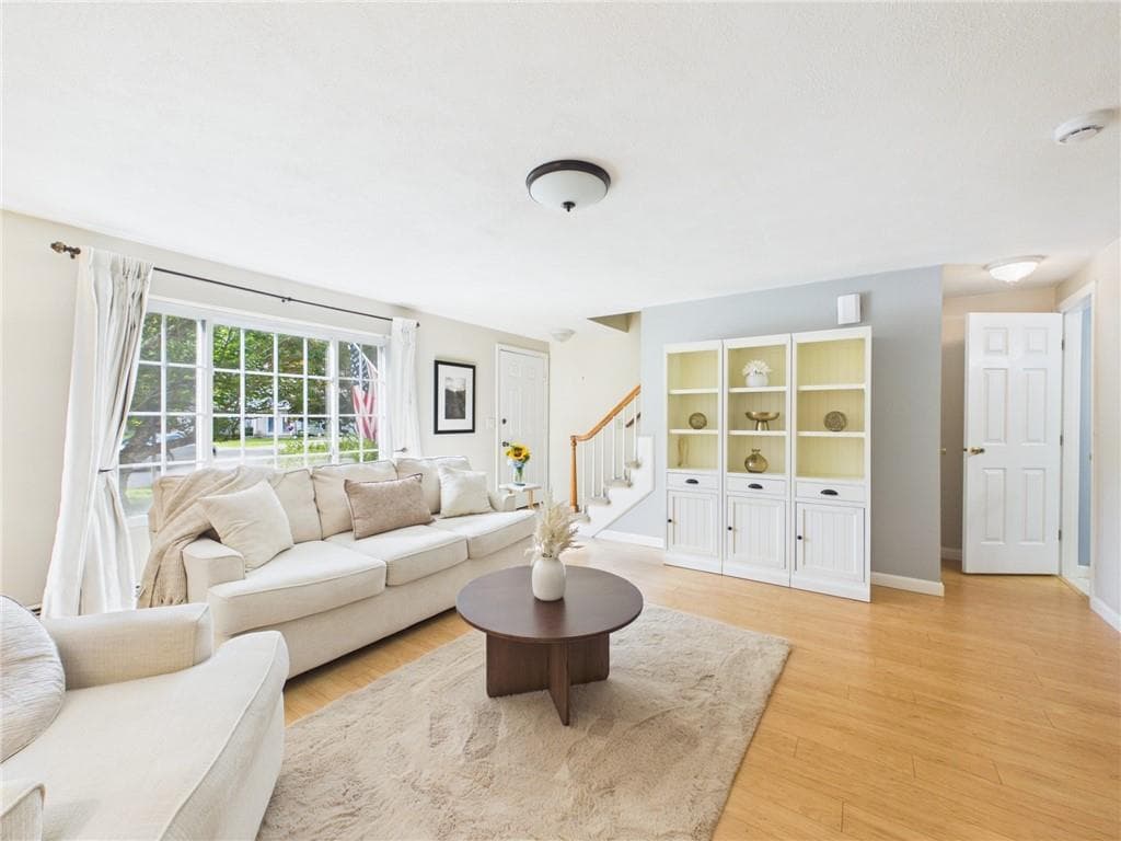 26 Eagle Run UNIT B