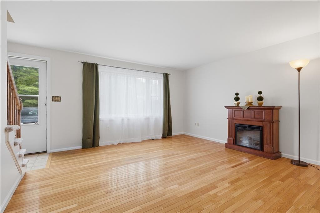 154 Bear Hill Road UNIT 1302 photo 6