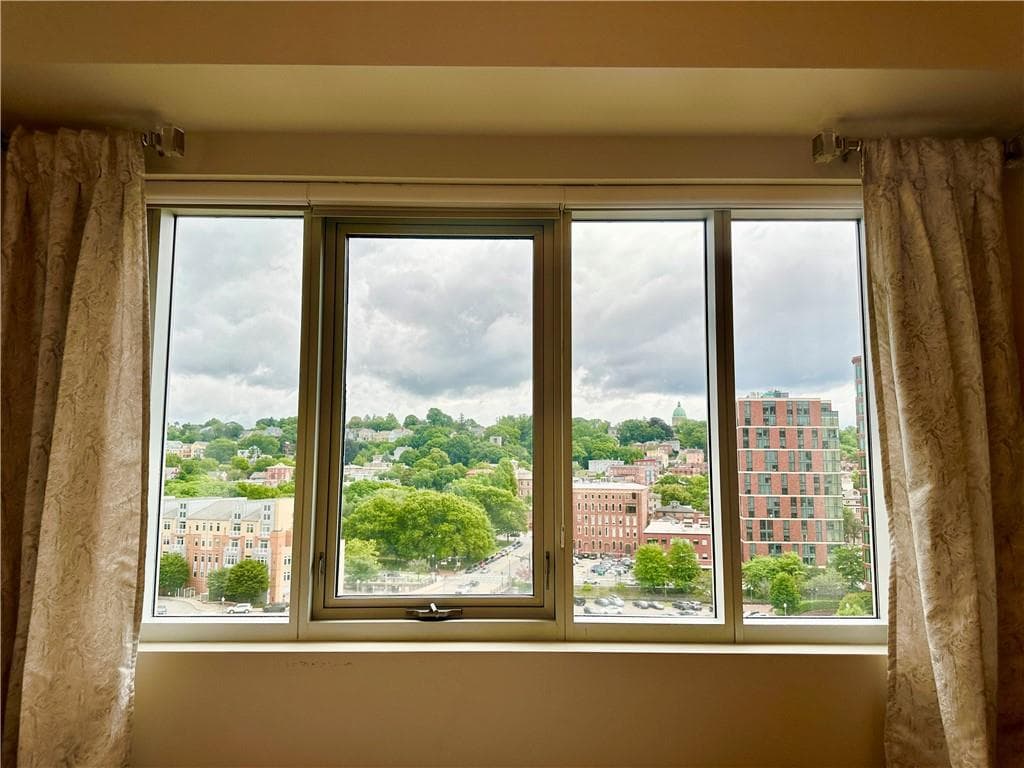 100 Exchange Street UNIT 807 photo 35