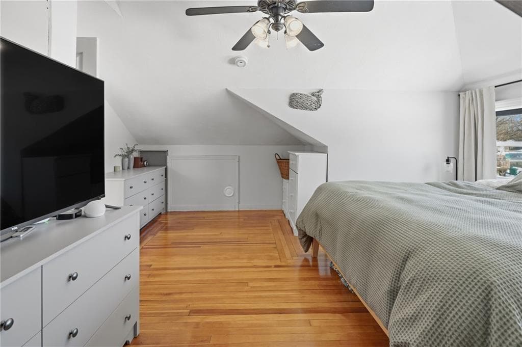 11 Heights Avenue photo 25