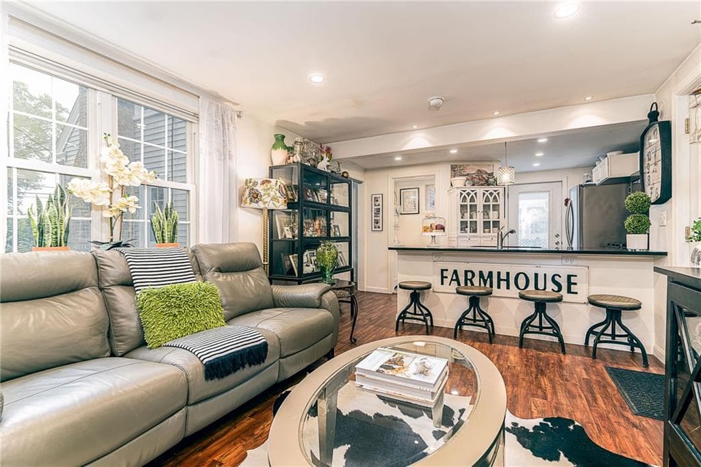 1149 Greenwich Avenue photo 36
